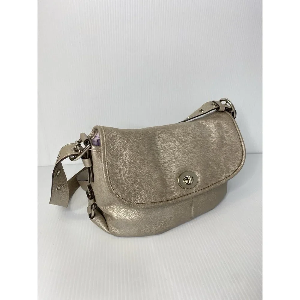 Coach Flap Legacy Flap Silver Pebbled Leather Shoulder Purse F15170 Vintage Y2K